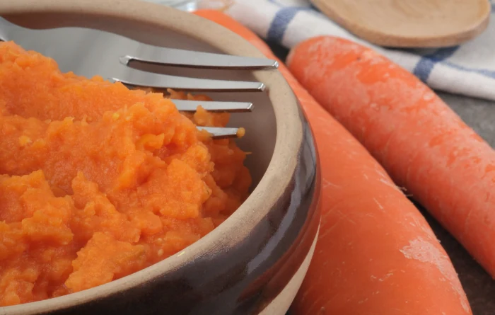 Baby first foods 4 6 months