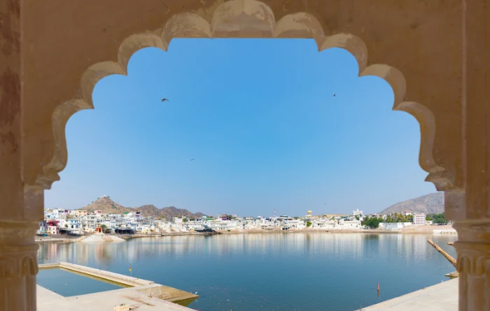 F. Pushkar - the Sacred City of Hindus